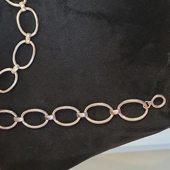 Elegant Silver Chain Necklace and Bracelet Set Premier Designs-Gilford - Picture 3 of 14